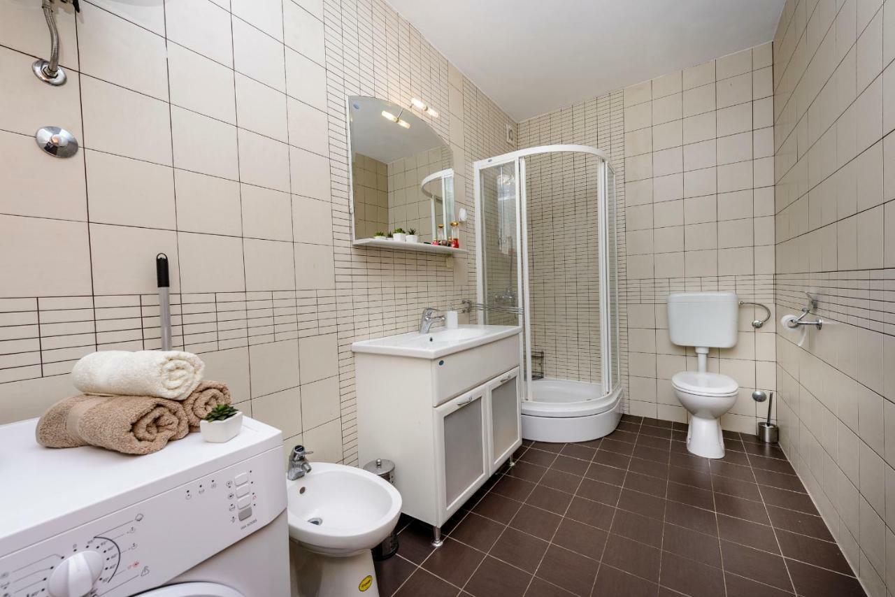 Apartment Jelena Молунат Экстерьер фото